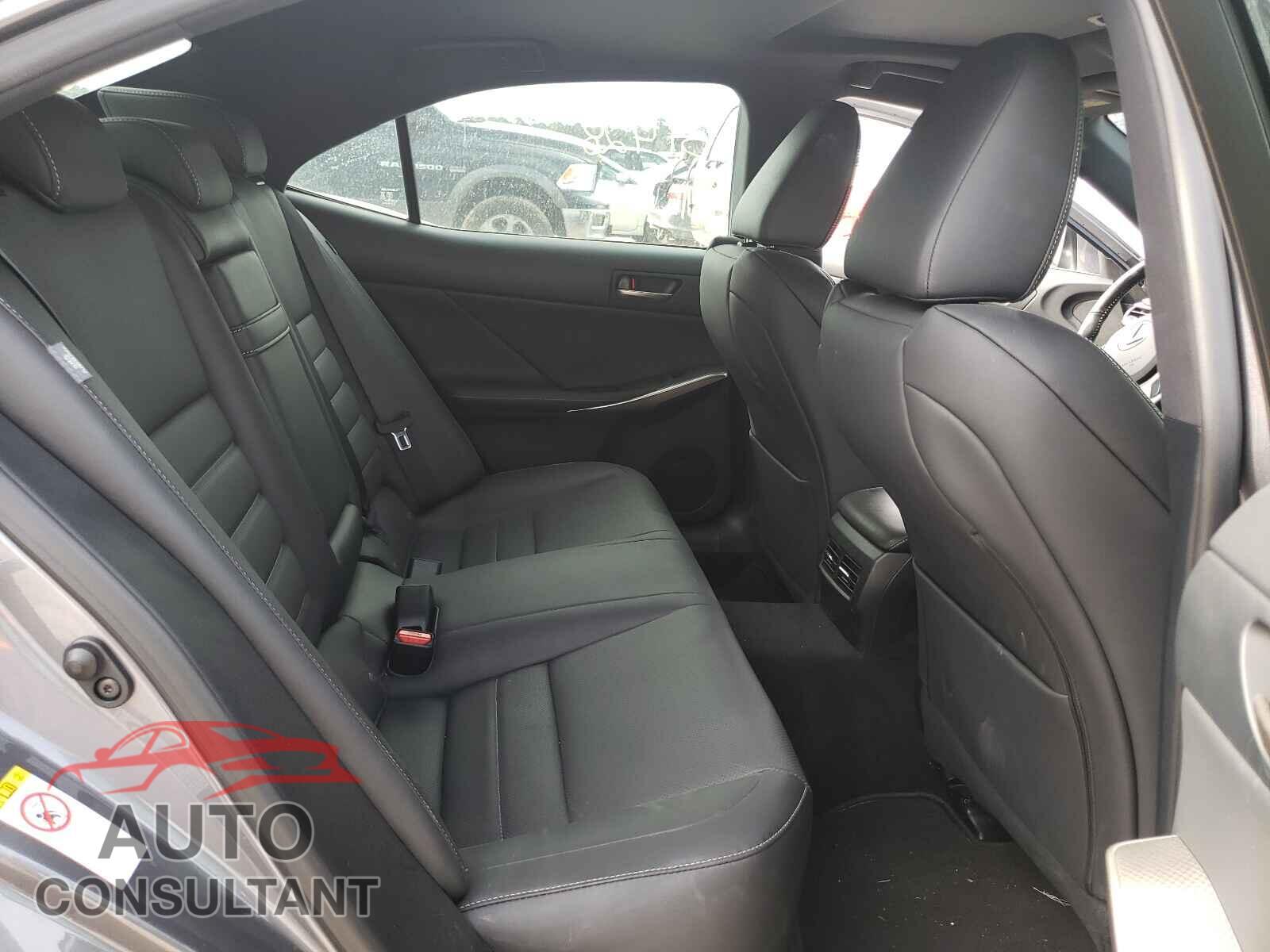 LEXUS IS 2017 - JTHBA1D20H5052605