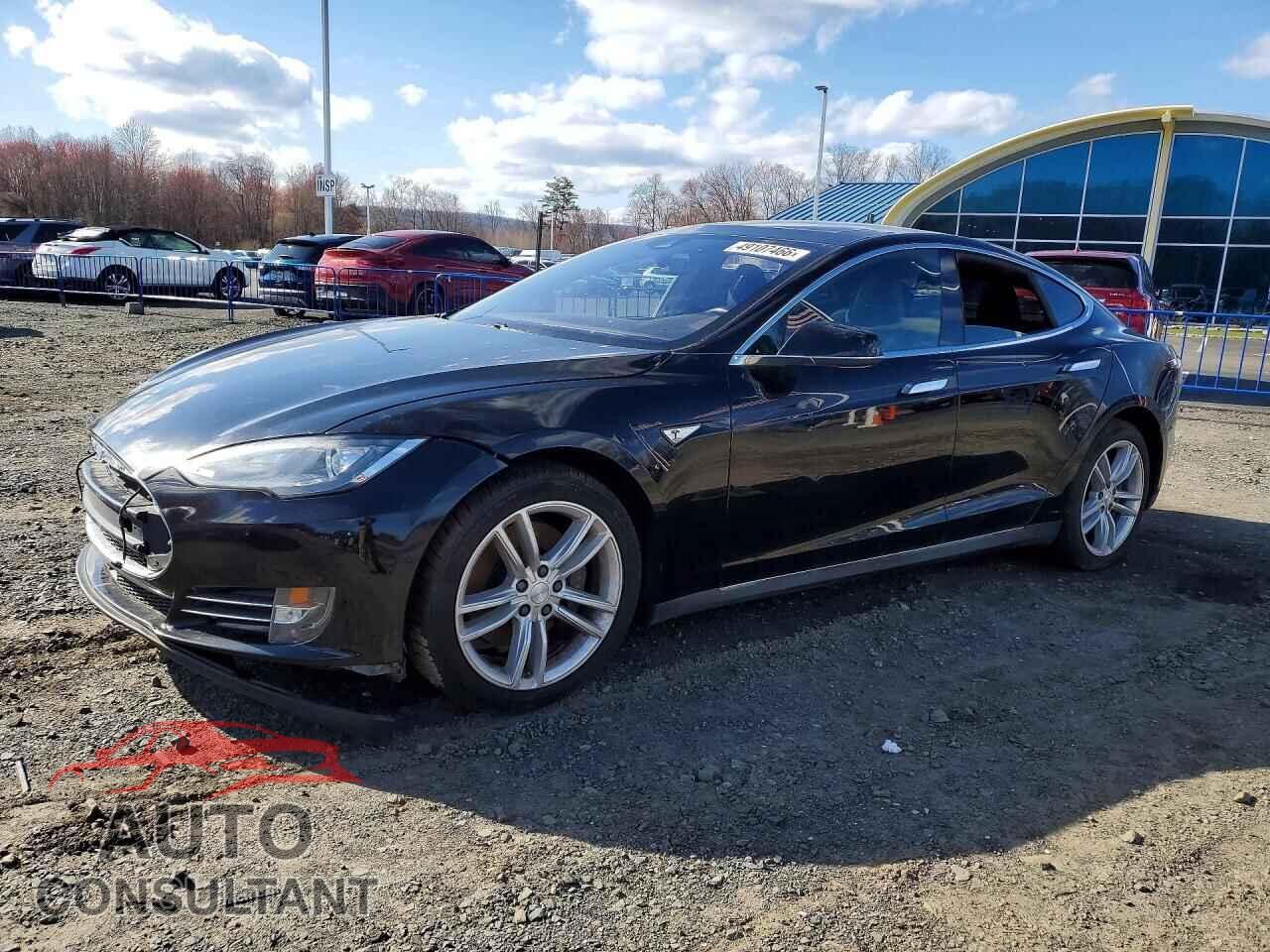 TESLA MODEL S 2016 - 5YJSA1E1XGF124219