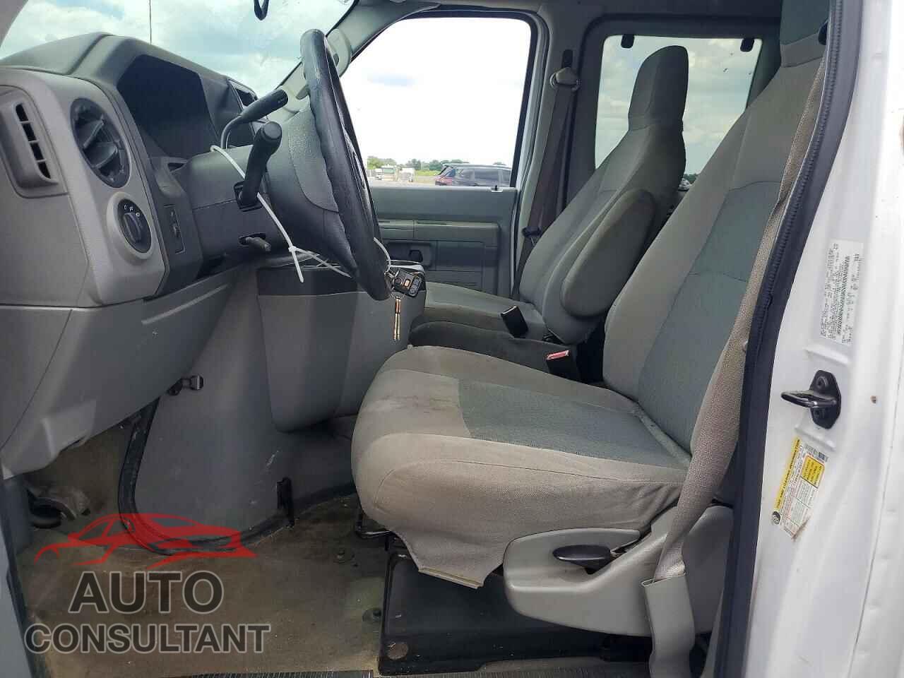 FORD ECONOLINE 2014 - 1FBNE3BL1EDB00242