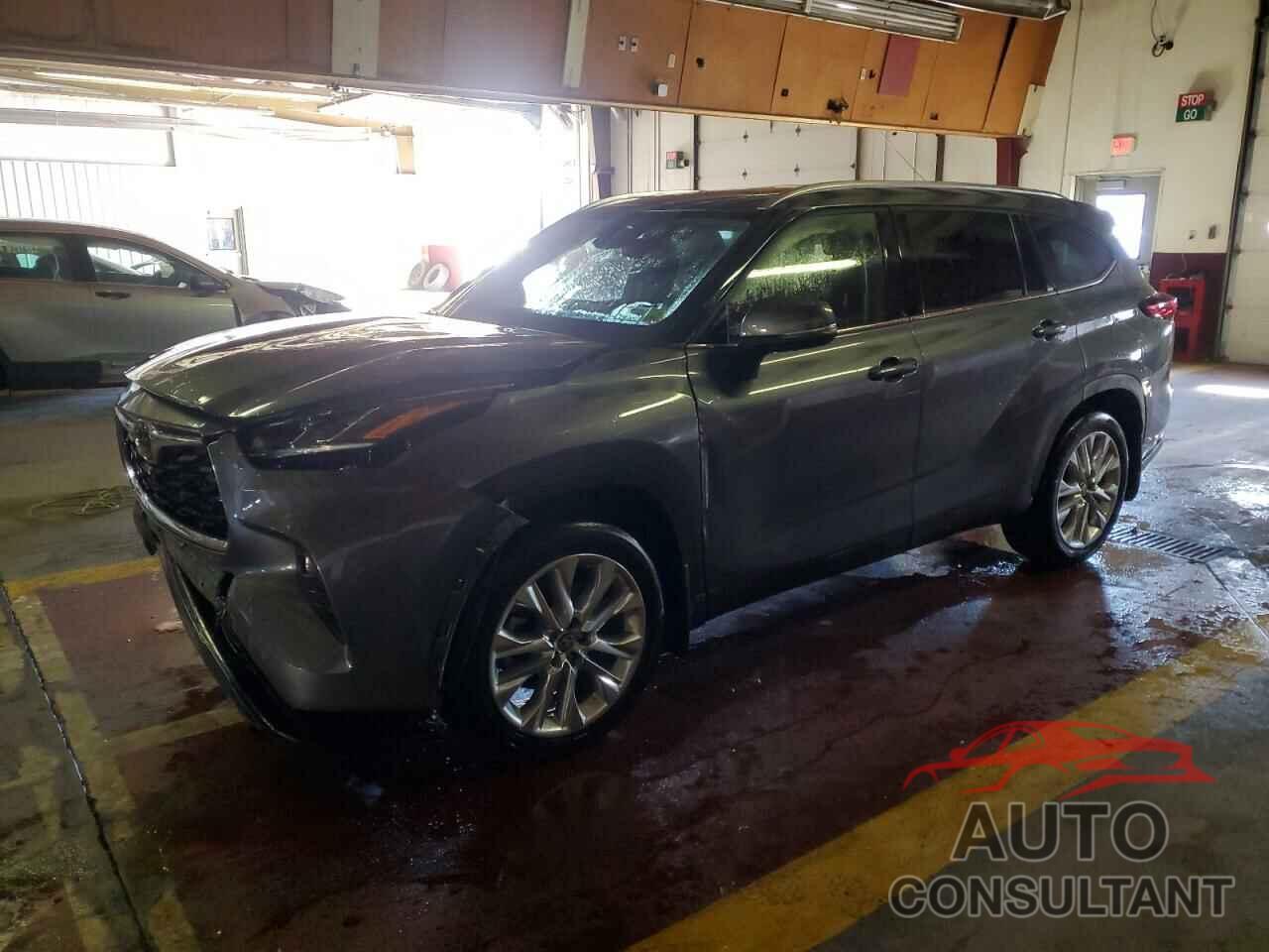 TOYOTA HIGHLANDER 2021 - 5TDDZRBH8MS557028