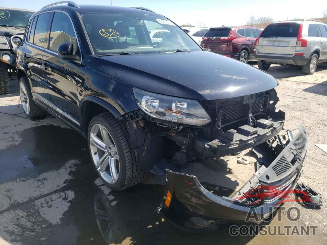 VOLKSWAGEN TIGUAN 2016 - WVGBV7AX0GW038099