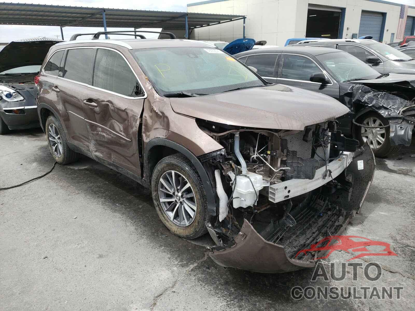 TOYOTA HIGHLANDER 2019 - 5TDKZRFH4KS322866
