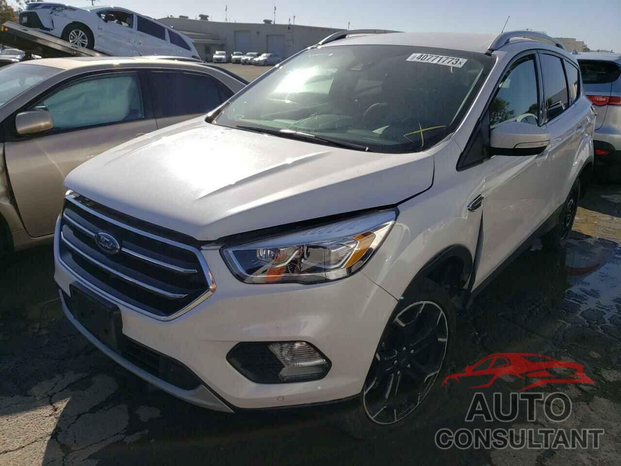FORD ESCAPE 2018 - 1FMCU9J94JUD05655