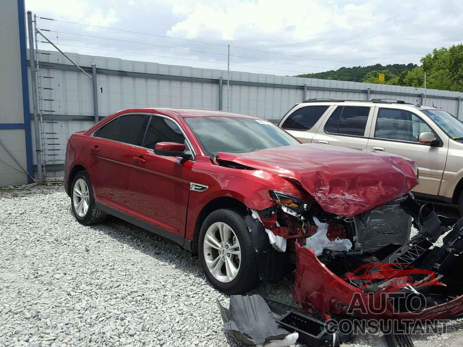 FORD TAURUS 2015 - 1FAHP2E82FG137536