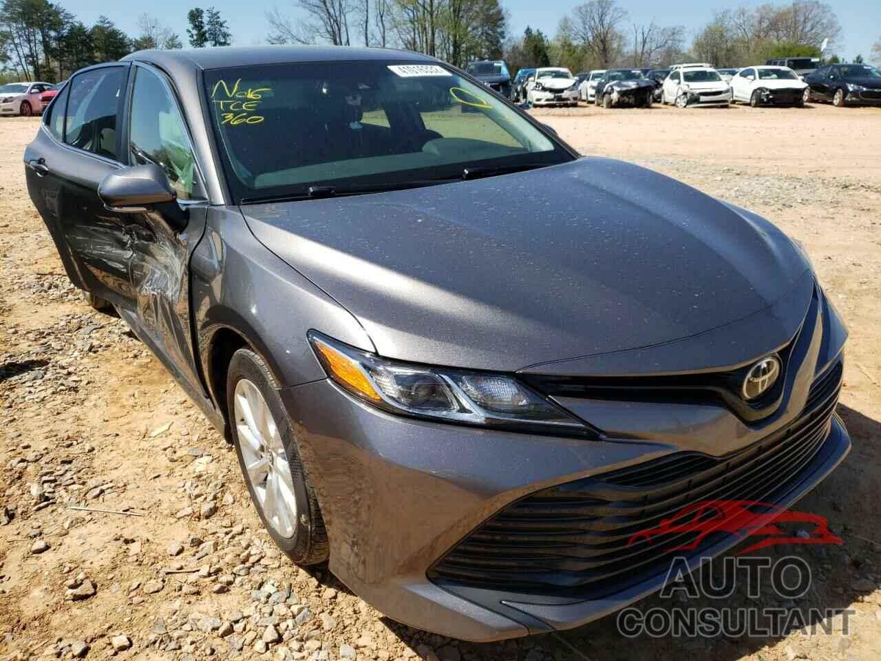 TOYOTA CAMRY 2018 - 4T1B11HK6JU514703