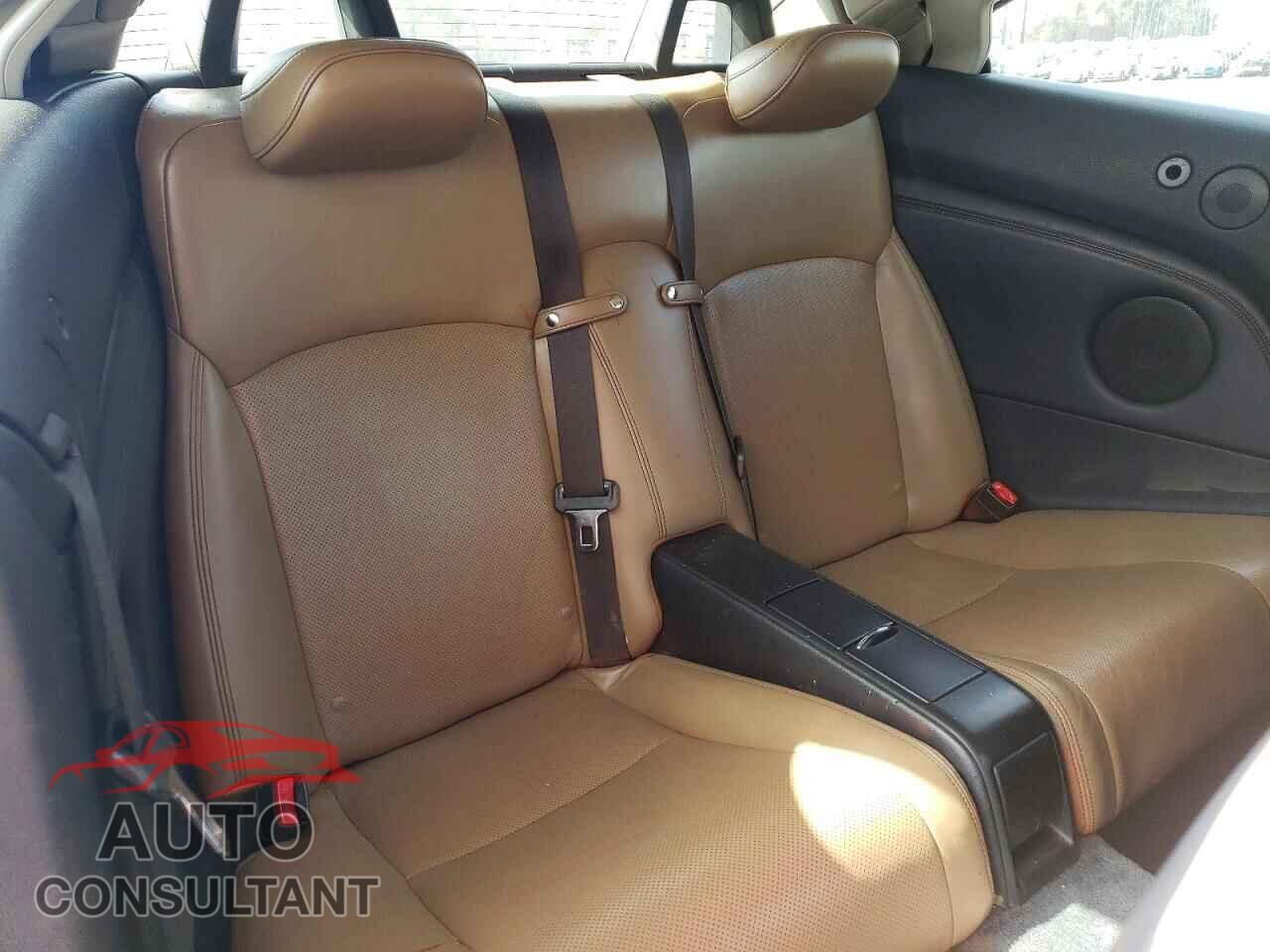 LEXUS IS 2011 - JTHFF2C2XB2521184