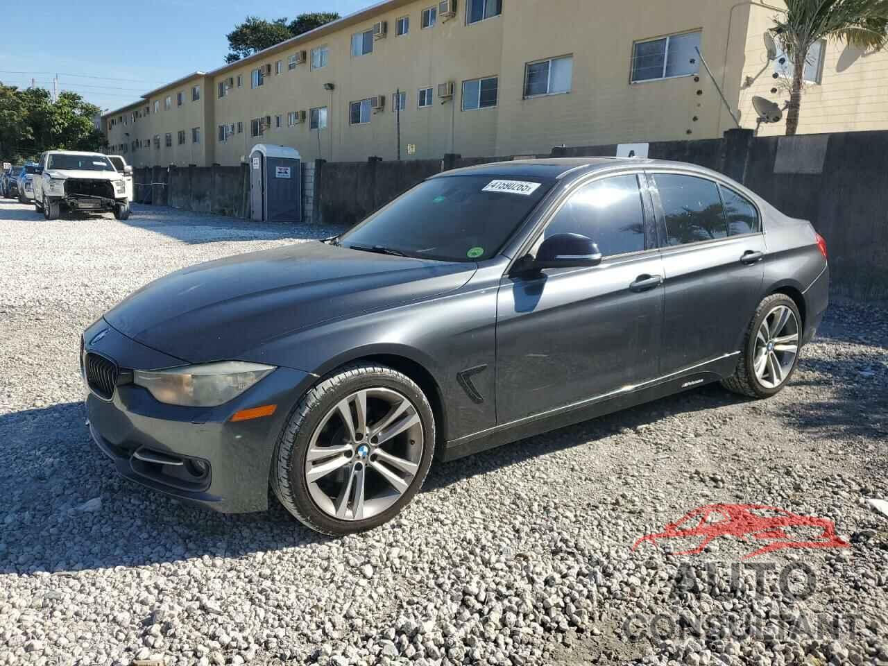BMW 3 SERIES 2013 - WBA3B5G53DNS00592