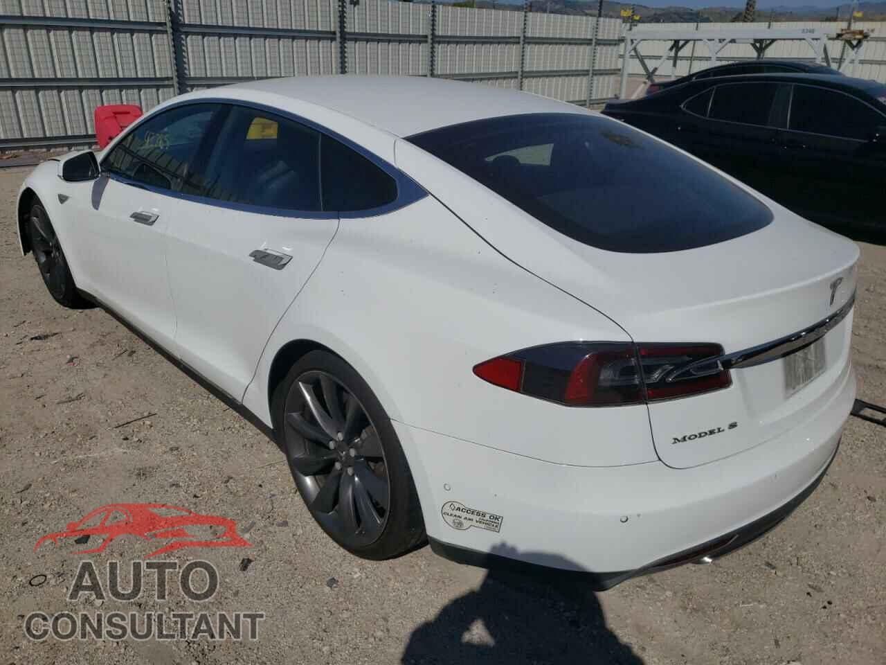 TESLA MODEL S 2016 - 5YJSA1E28GF132389