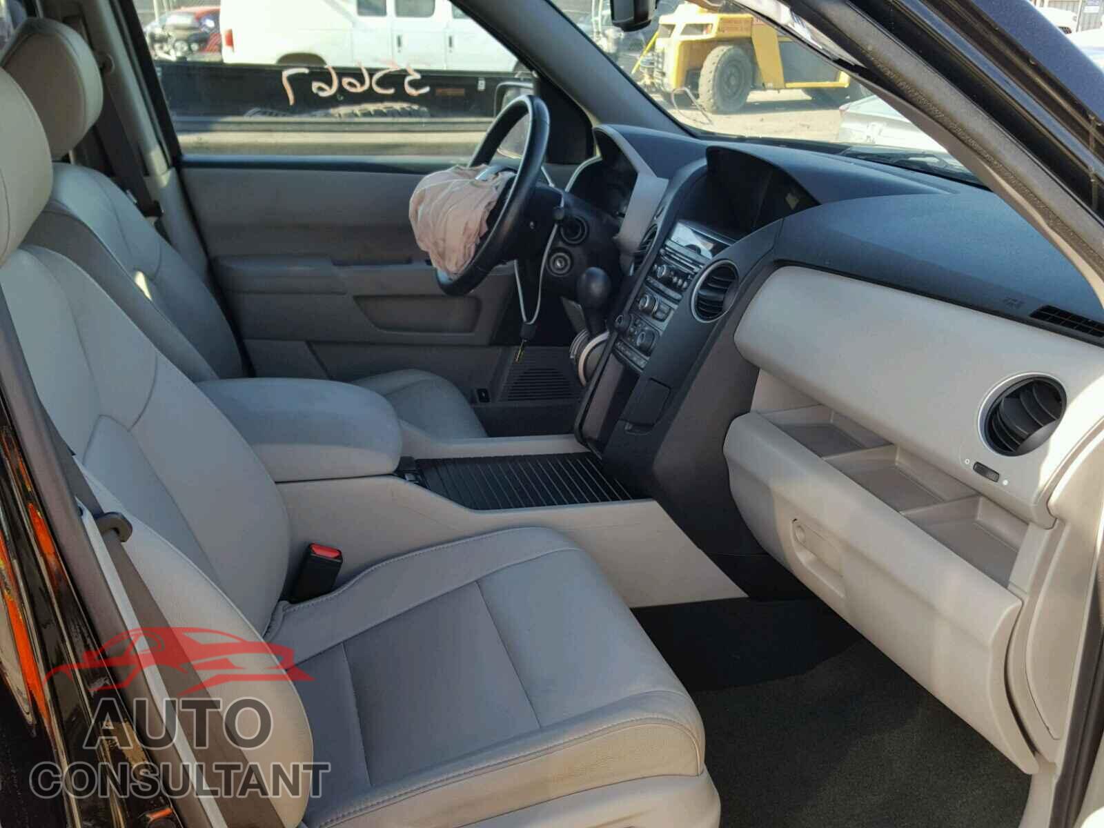 HONDA PILOT EXL 2015 - 5FNYF3H56FB010562