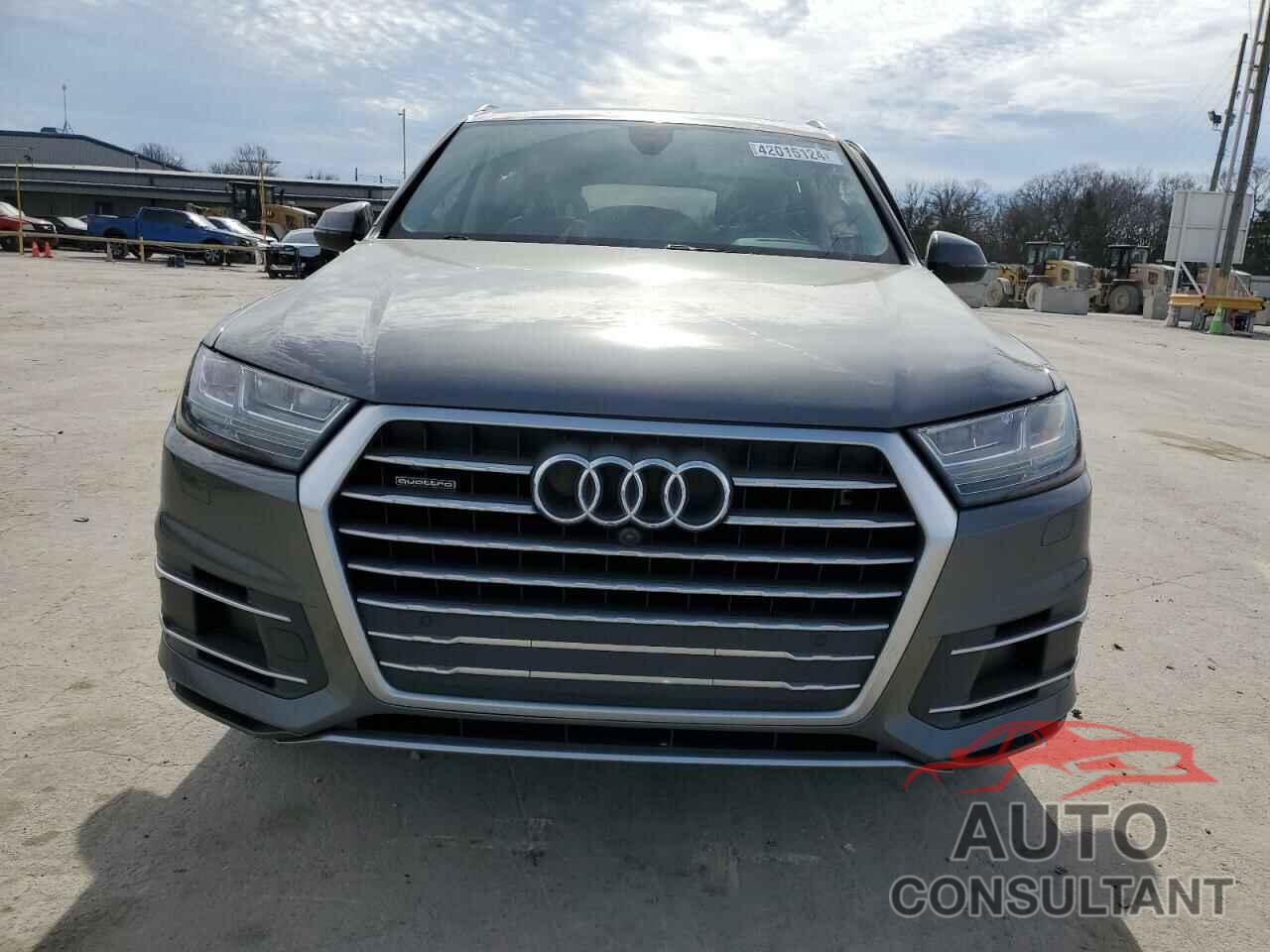 AUDI Q7 2019 - WA1LHAF70KD035272