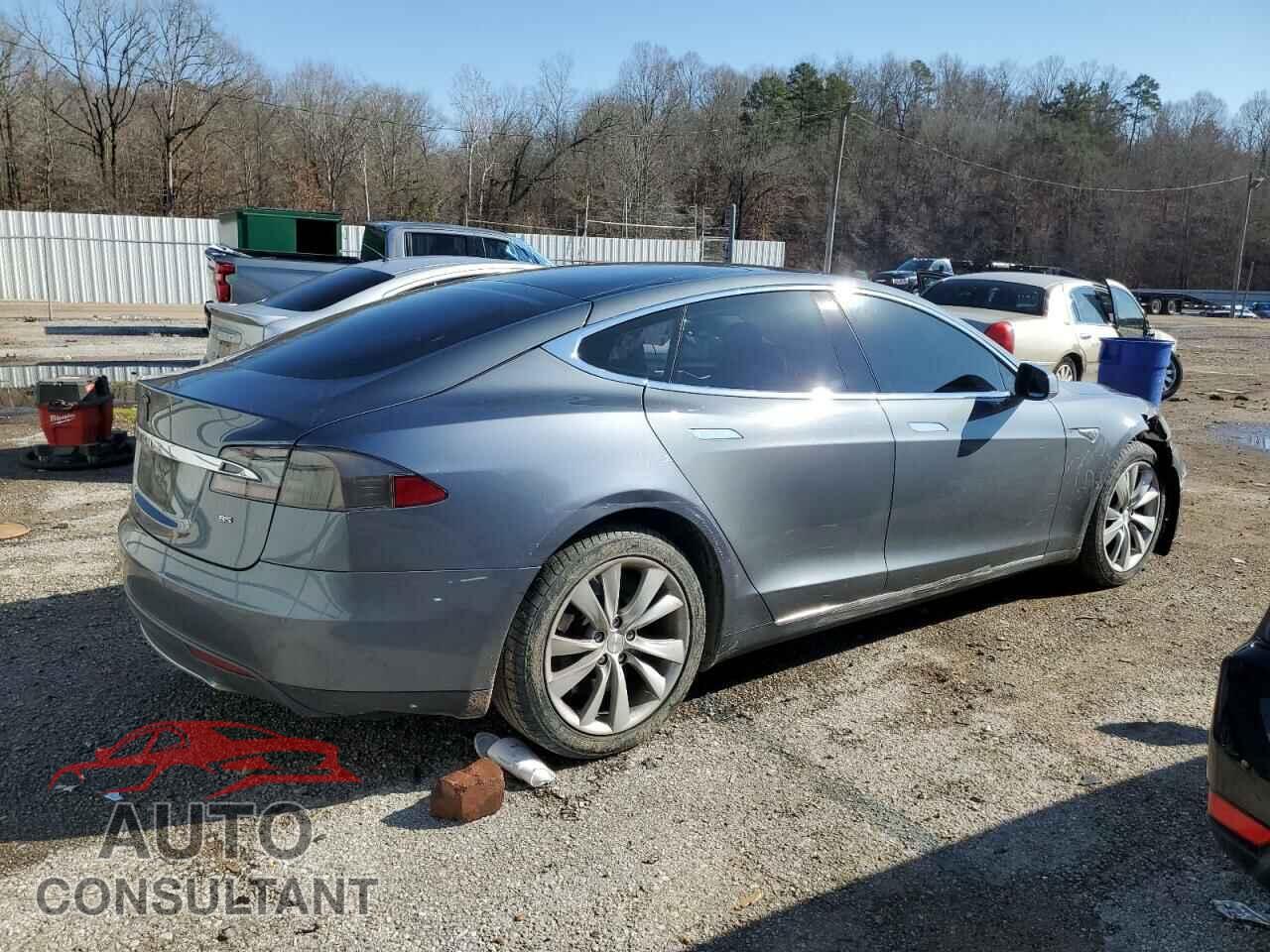 TESLA MODEL S 2013 - 5YJSA1DNXDFP27509