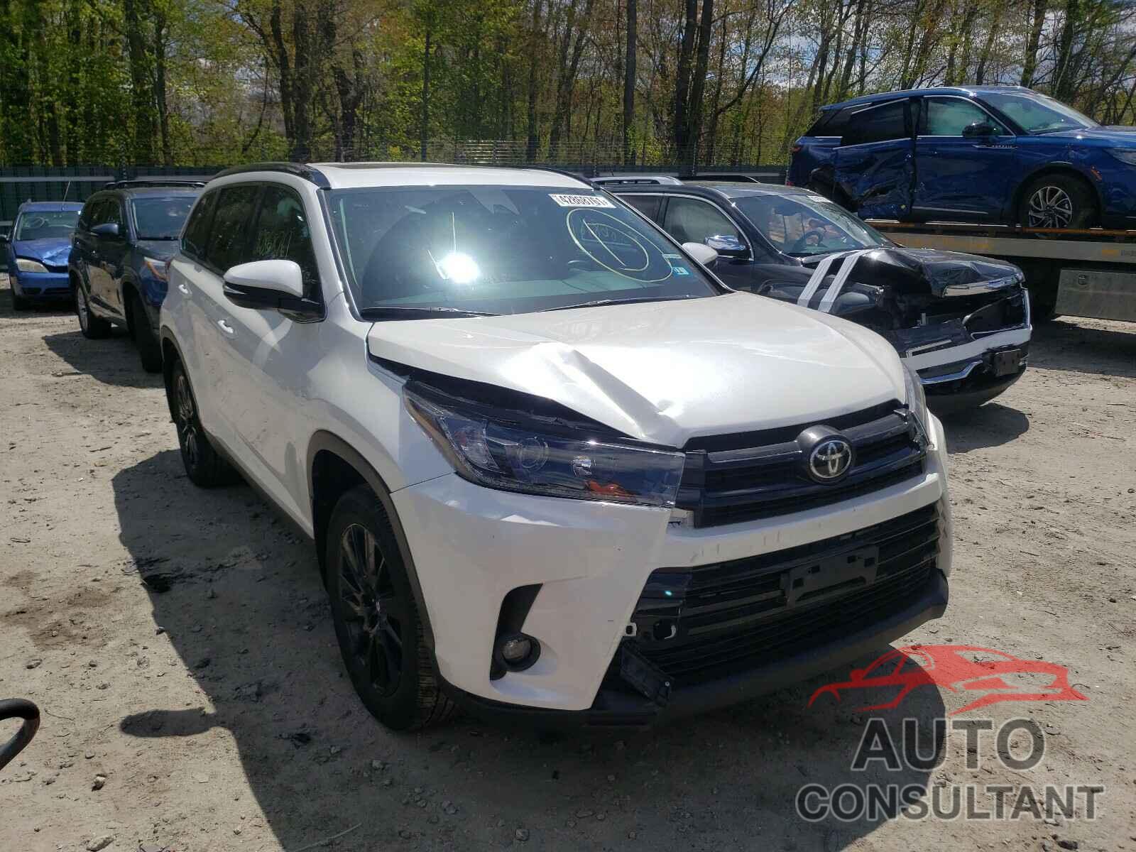 TOYOTA HIGHLANDER 2019 - 5TDJZRFH5KS609273