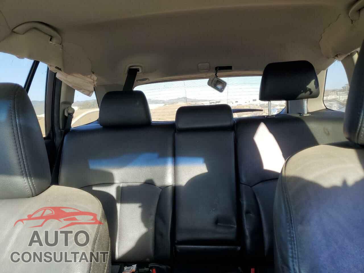 SUBARU OUTBACK 2014 - 4S4BRDLC8E2291401