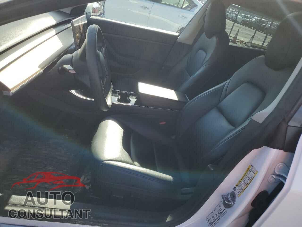 TESLA MODEL 3 2020 - 5YJ3E1EA6LF660099