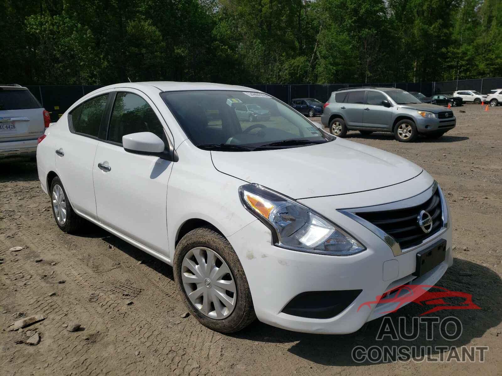 NISSAN VERSA 2019 - 3N1CN7AP6KL872906