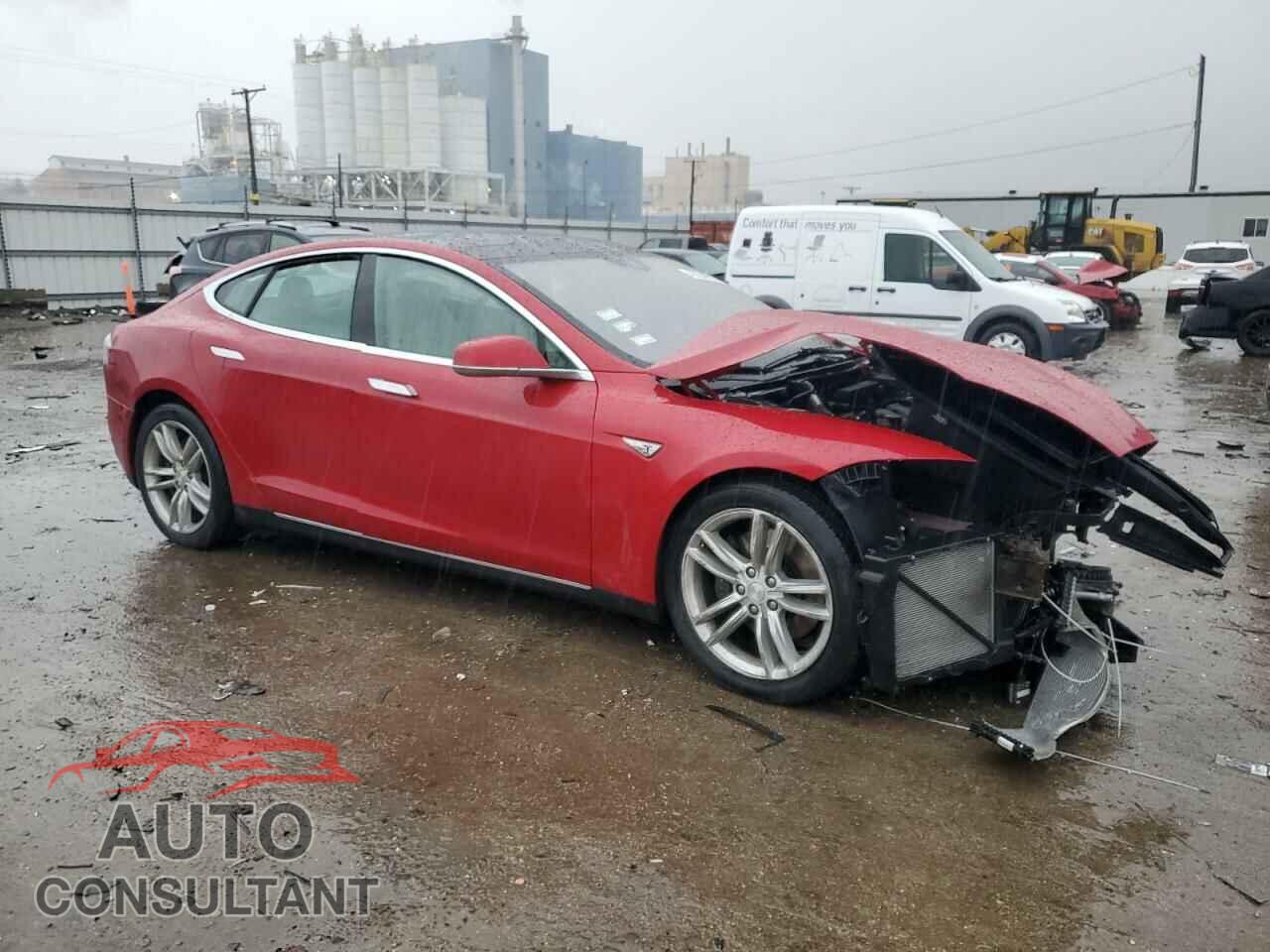 TESLA MODEL S 2015 - 5YJSA1E26FF115945