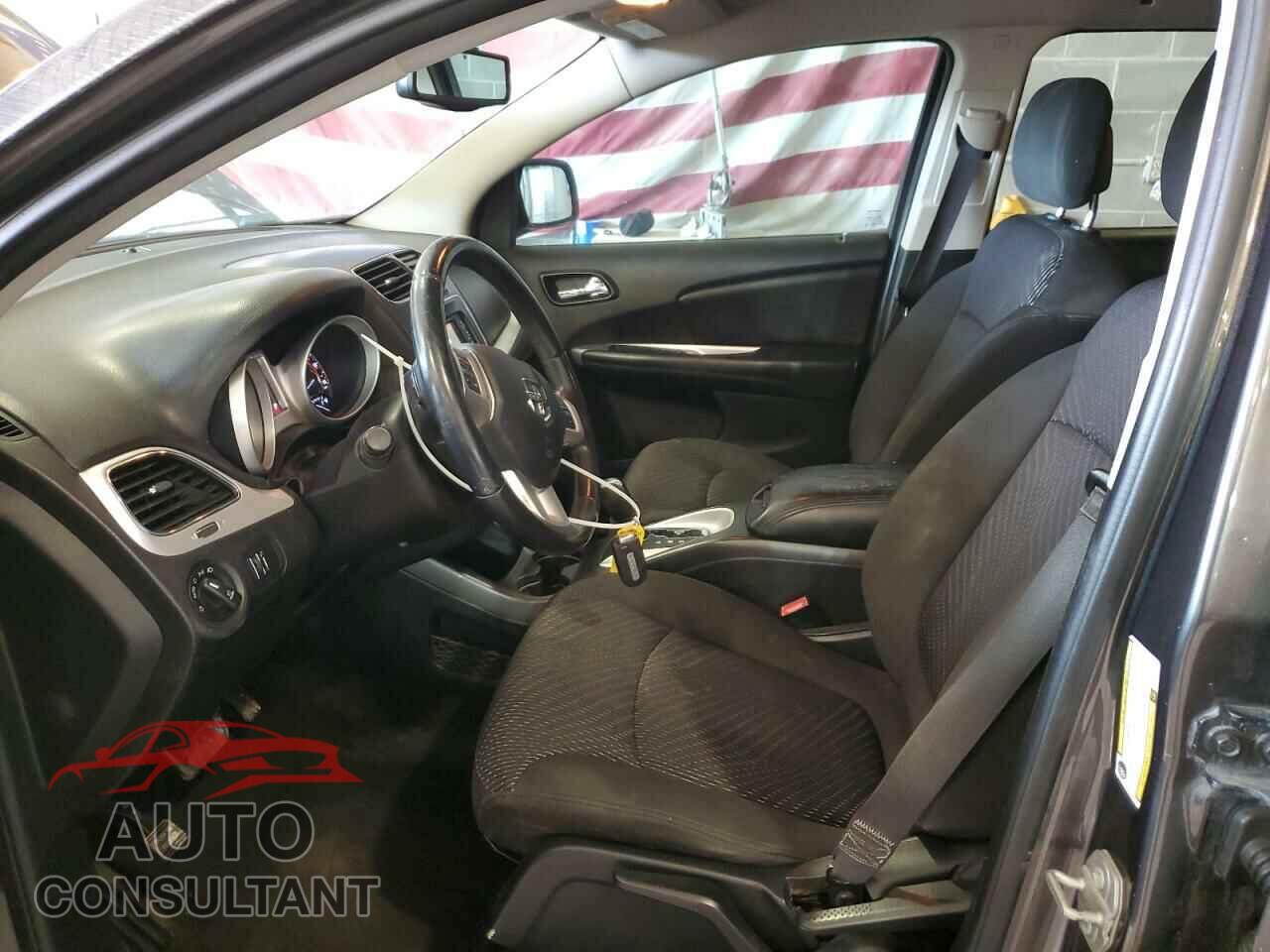 DODGE JOURNEY 2017 - 3C4PDCBB8HT587176