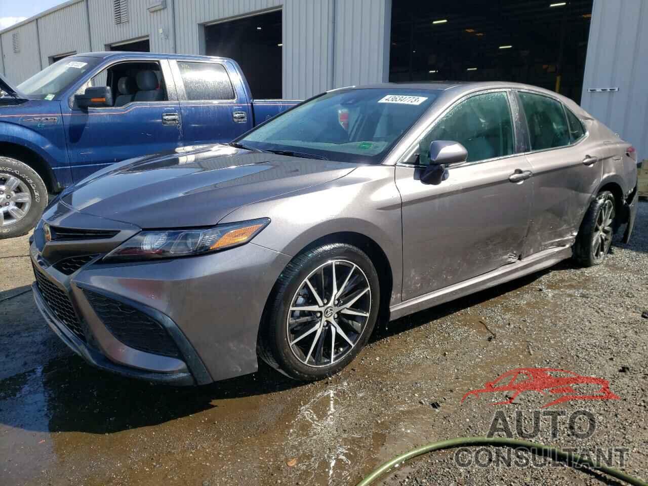 TOYOTA CAMRY 2021 - 4T1T11AK5MU609465
