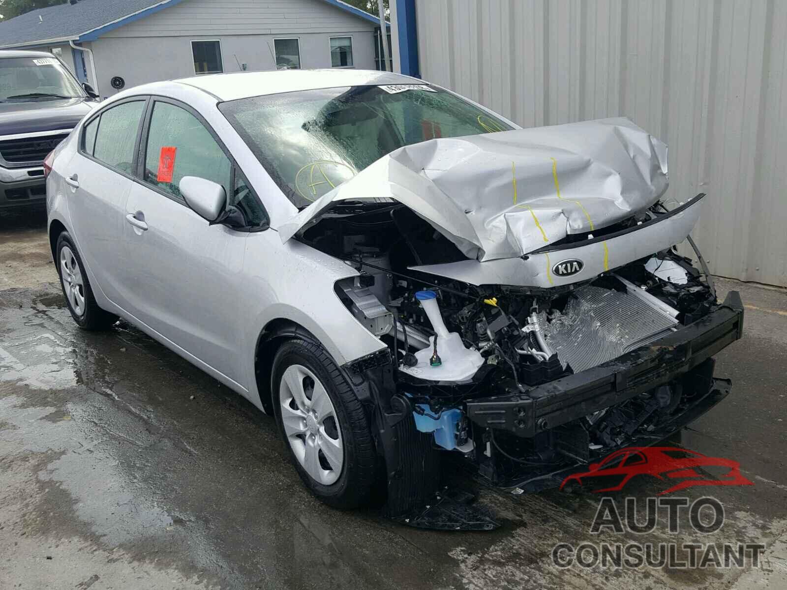 KIA FORTE 2018 - 3KPFK4A78JE189450