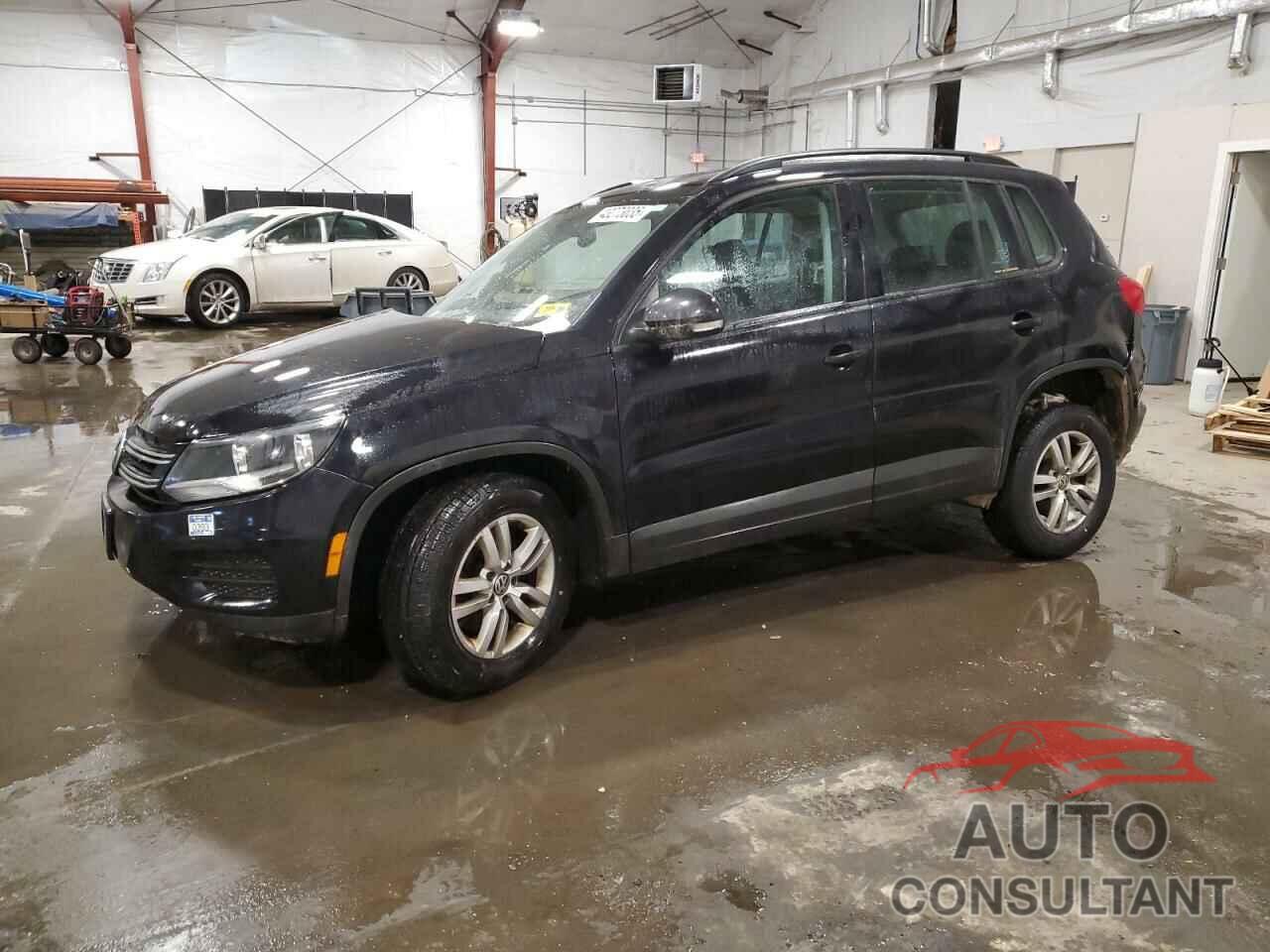 VOLKSWAGEN TIGUAN 2017 - WVGBV7AX9HK010746