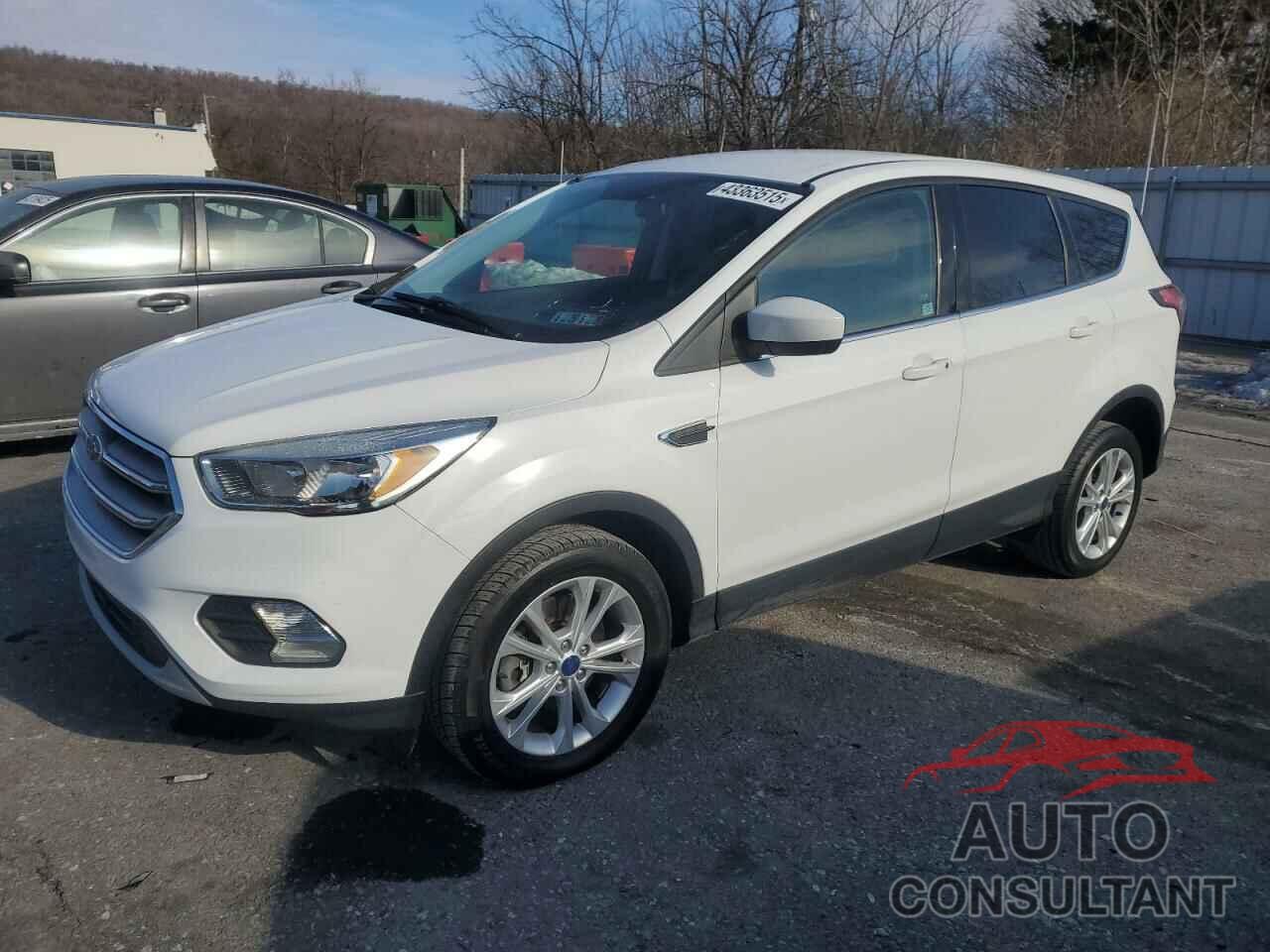FORD ESCAPE 2017 - 1FMCU0G92HUB30951