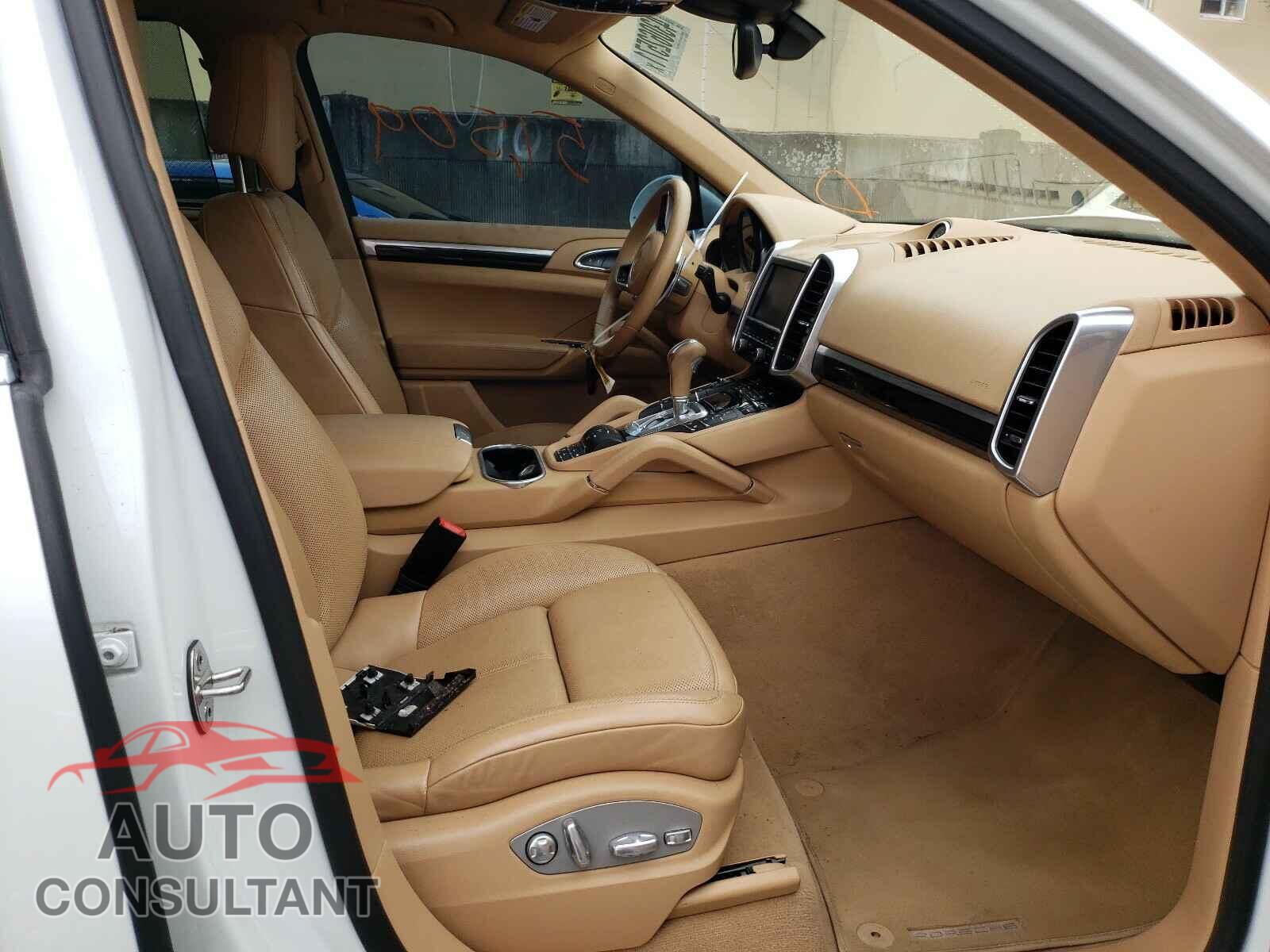 PORSCHE CAYENNE 2016 - WP1AE2A21GLA17723