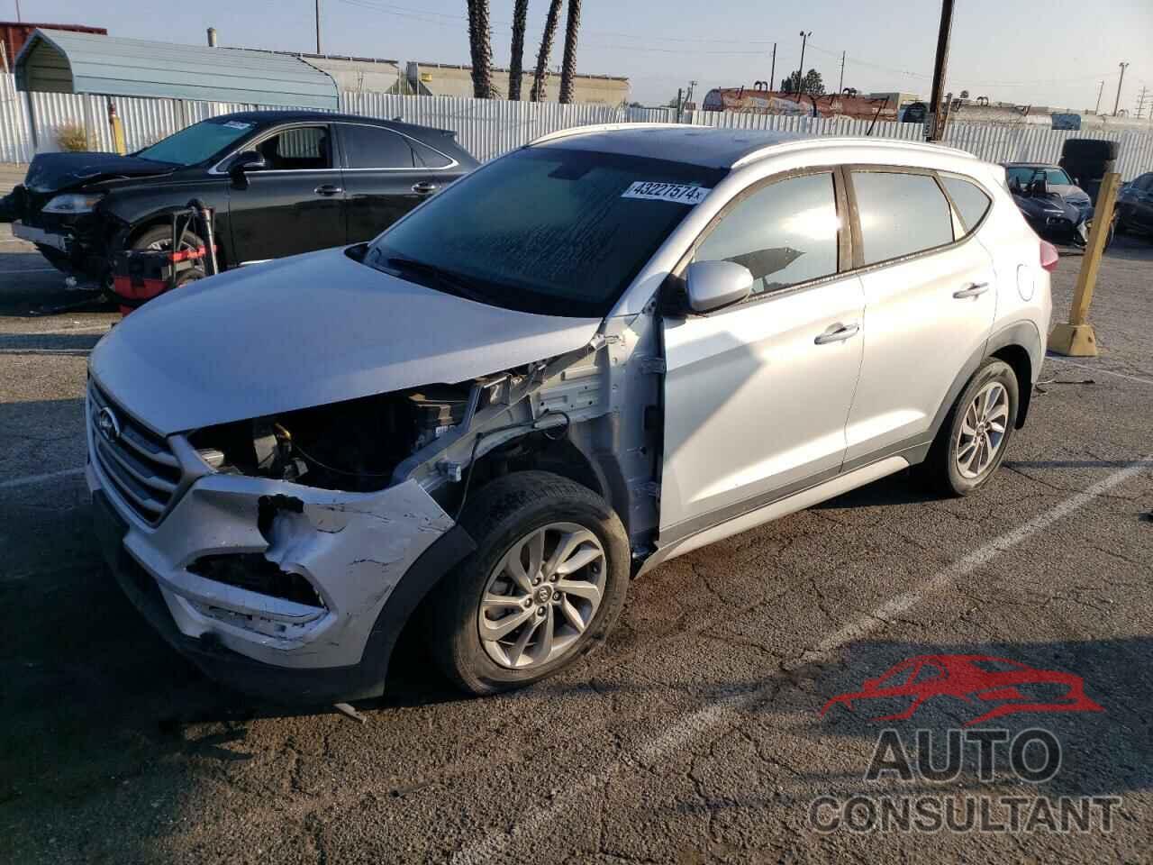 HYUNDAI TUCSON 2017 - KM8J33A4XHU464878