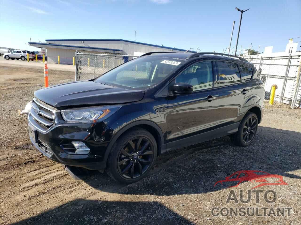 FORD ESCAPE 2018 - 1FMCU0GD6JUD29821