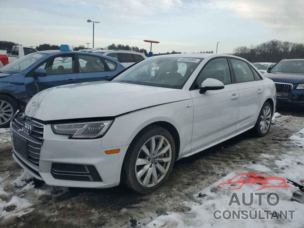 AUDI A4 2018 - WAUDNAF44JA114093