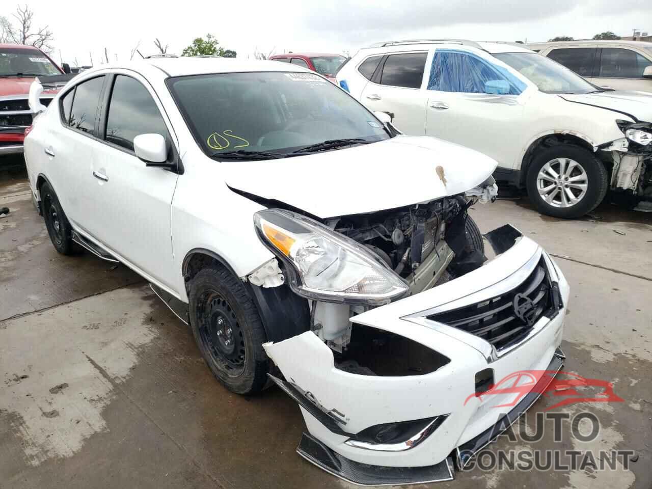 NISSAN VERSA 2018 - 3N1CN7APXJL843178