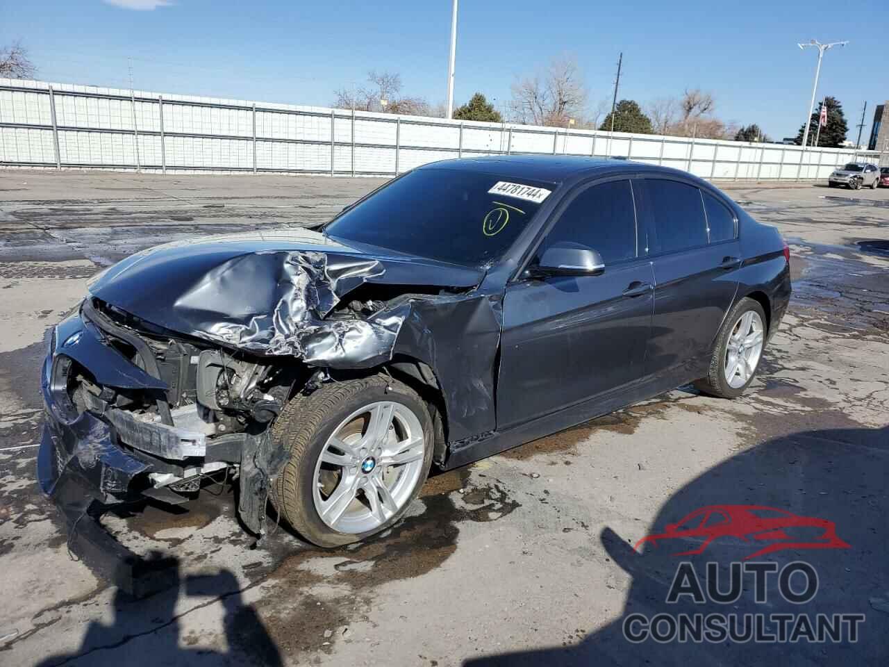 BMW 3 SERIES 2018 - WBA8B7C58JA938043