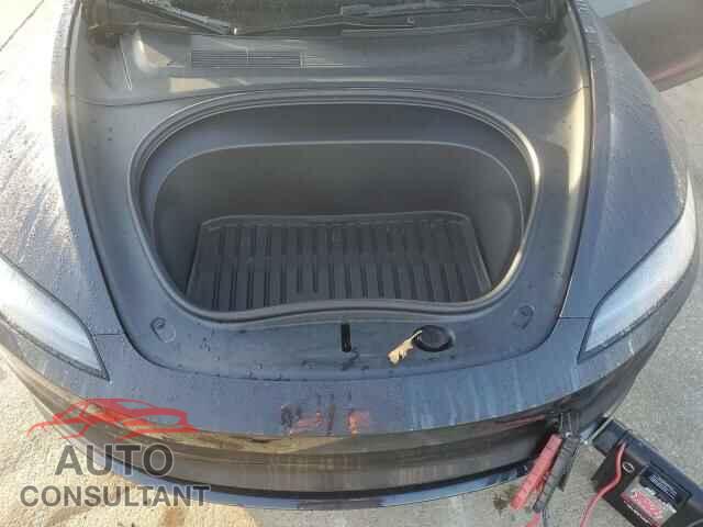 TESLA MODEL 3 2024 - 5YJ3E1EA5RF830073