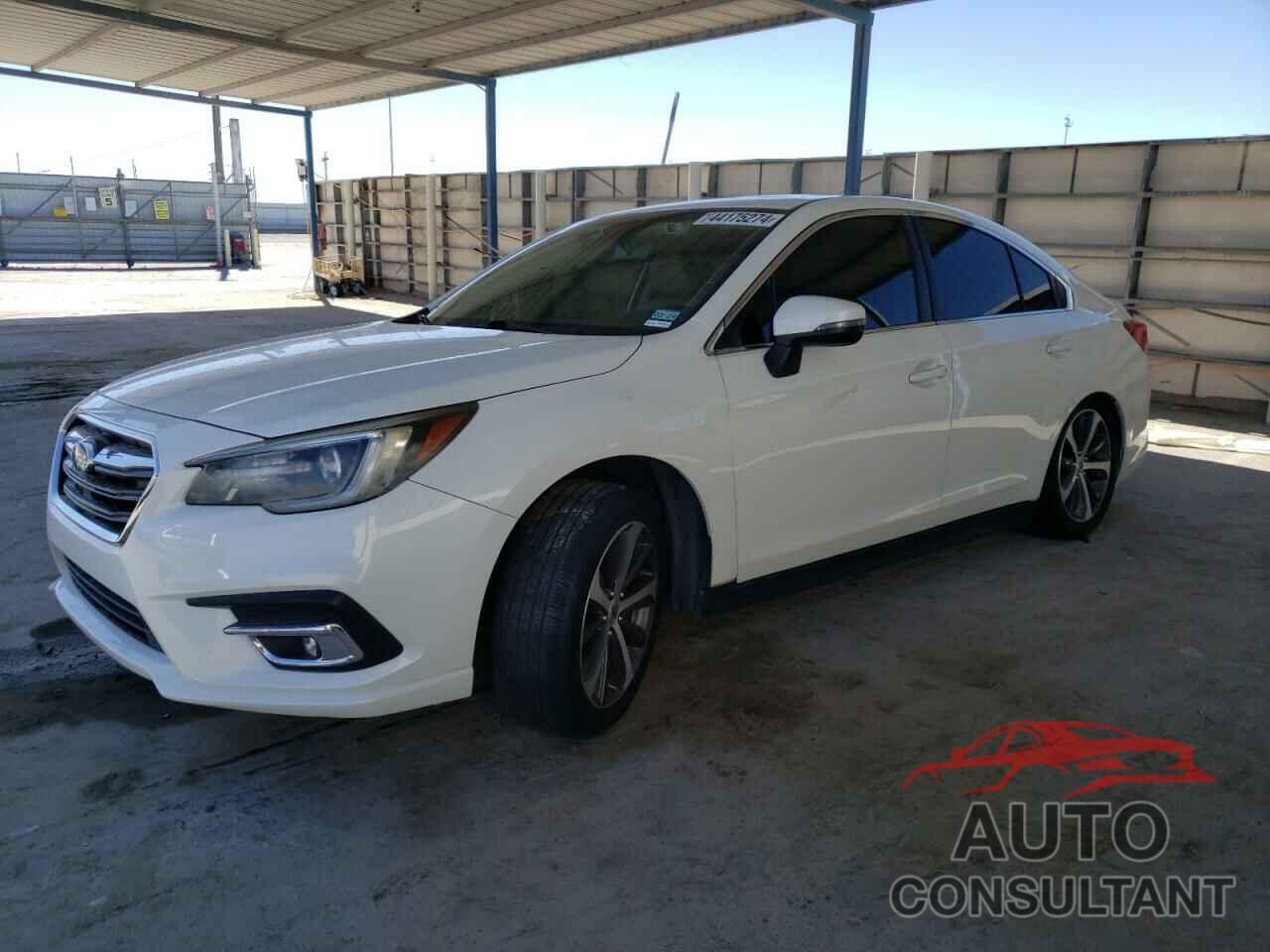 SUBARU LEGACY 2018 - 4S3BNAN65J3045108