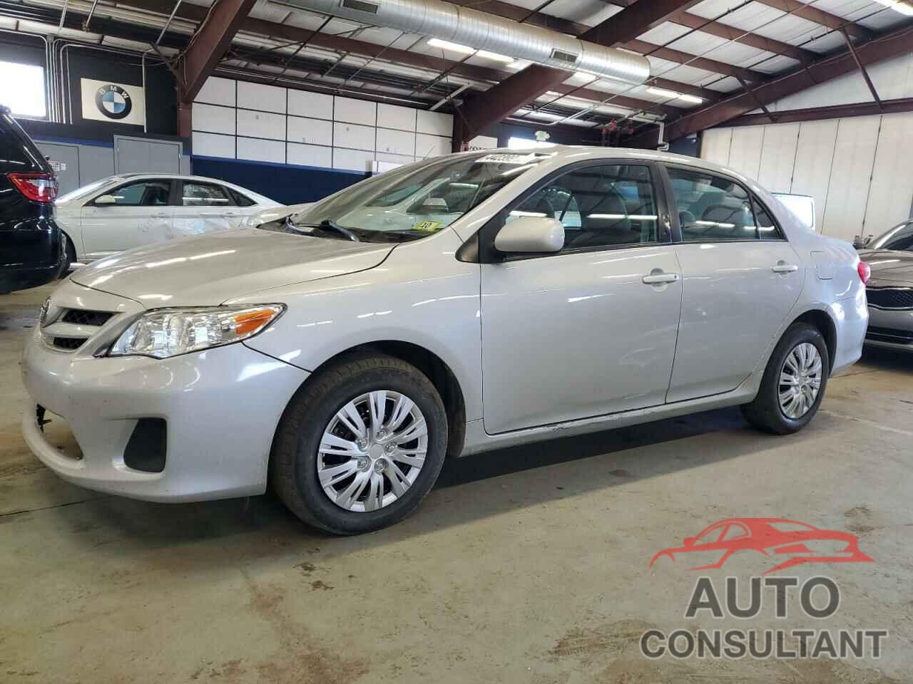 TOYOTA COROLLA 2011 - 2T1BU4EE5BC683220