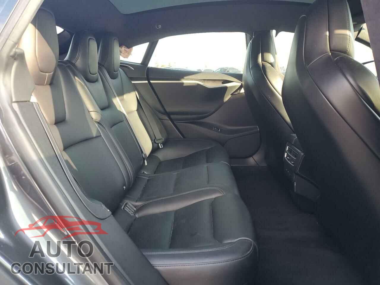 TESLA MODEL S 2017 - 5YJSA1E22HF230223