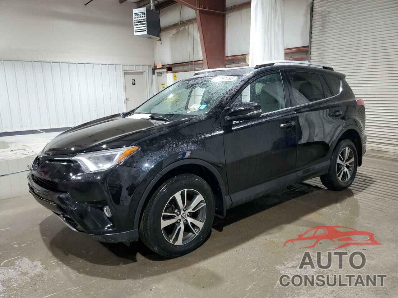 TOYOTA RAV4 2018 - 2T3RFREVXJW721017