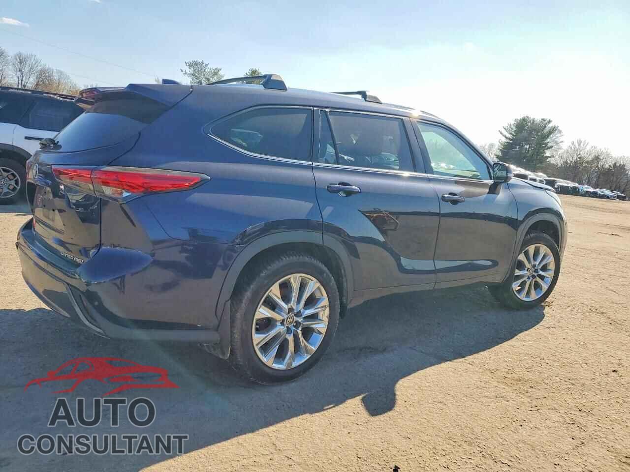 TOYOTA HIGHLANDER 2021 - 5TDDZRBH9MS129727