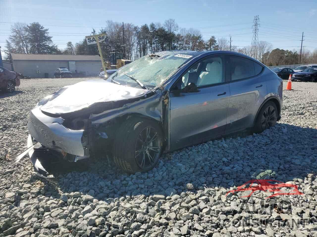 TESLA MODEL Y 2024 - 7SAYGDEE0RA301599