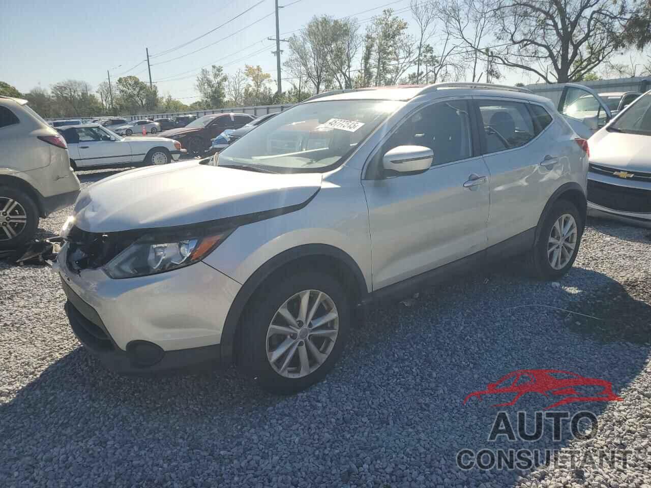 NISSAN ROGUE 2017 - JN1BJ1CP5HW024844