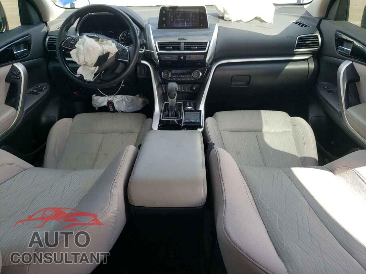 MITSUBISHI ECLIPSE 2018 - JA4AT5AA6JZ070464