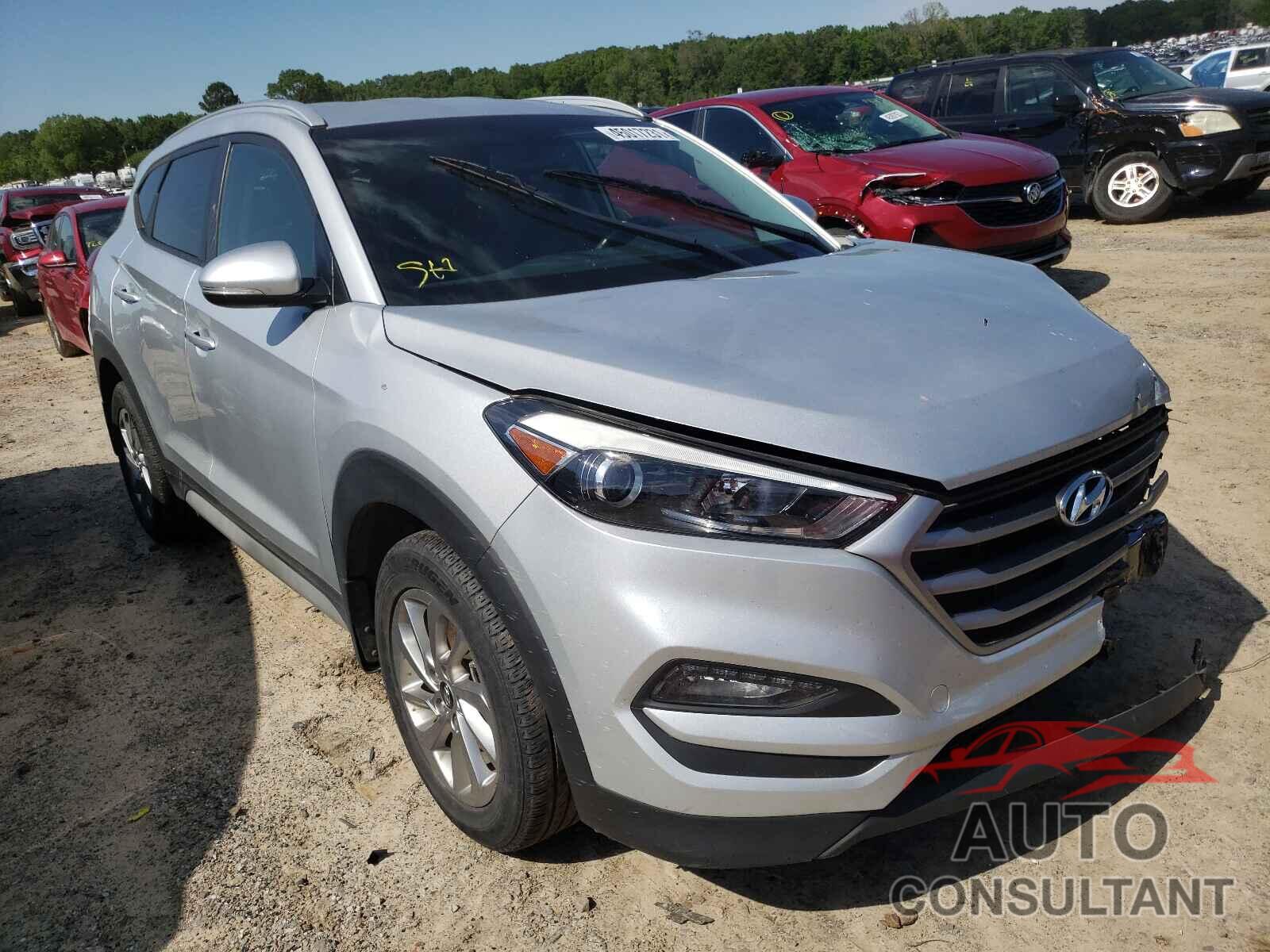 HYUNDAI TUCSON 2018 - KM8J33A43JU635976
