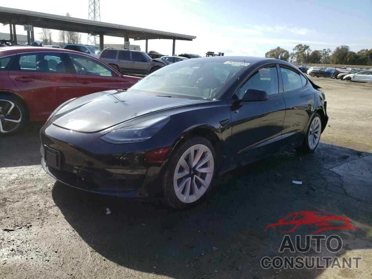 TESLA MODEL 3 2022 - 5YJ3E1EA8NF290096