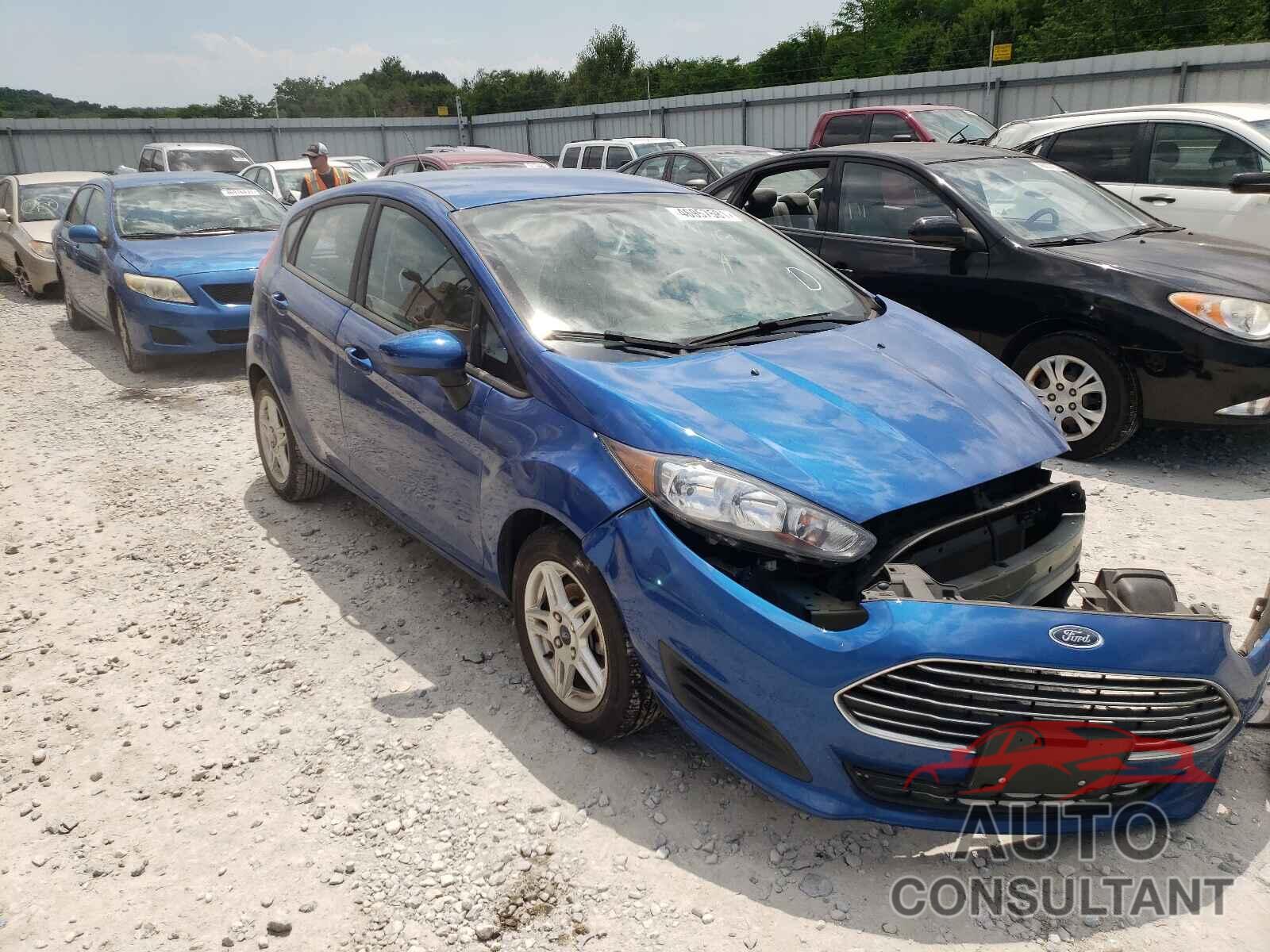 FORD FIESTA 2018 - 3FADP4EJ8JM141991