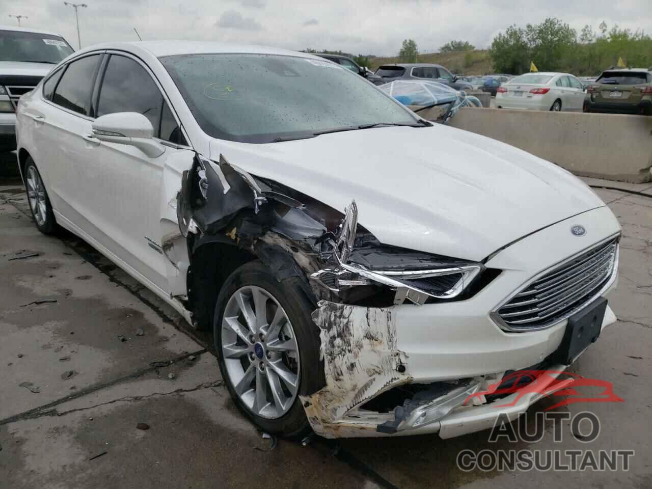 FORD FUSION 2018 - 3FA6P0SU5JR145919