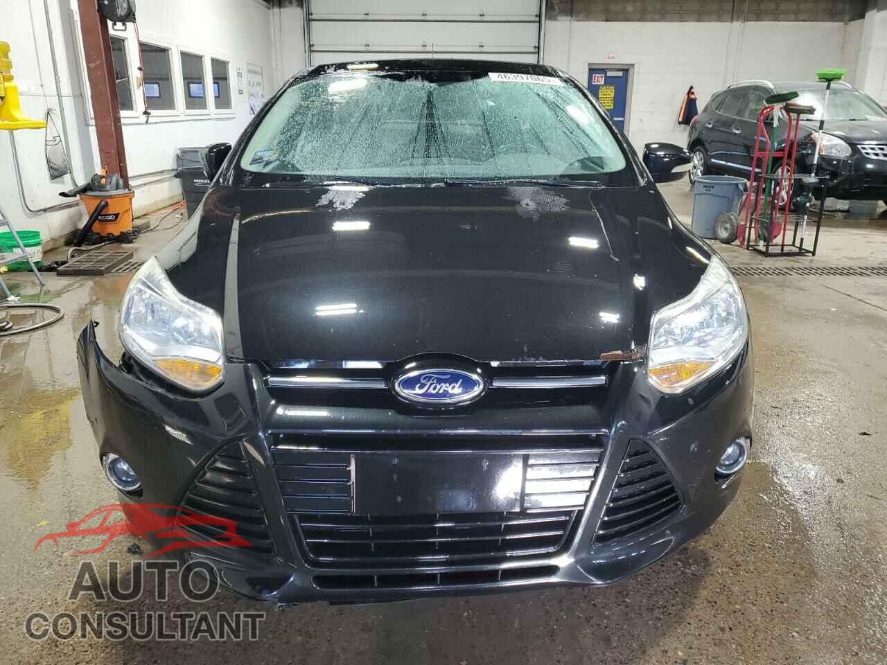 FORD FOCUS 2012 - 1FAHP3M22CL343140