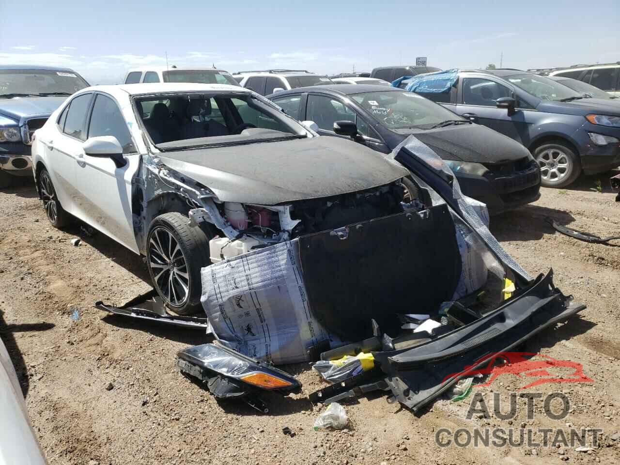 TOYOTA CAMRY 2018 - 4T1B21HK1JU503637