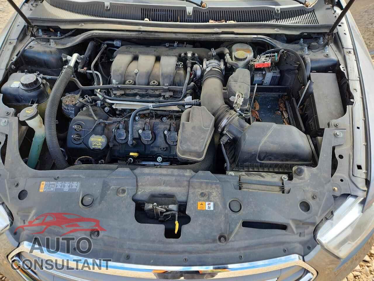 FORD TAURUS 2013 - 1FAHP2E85DG161133