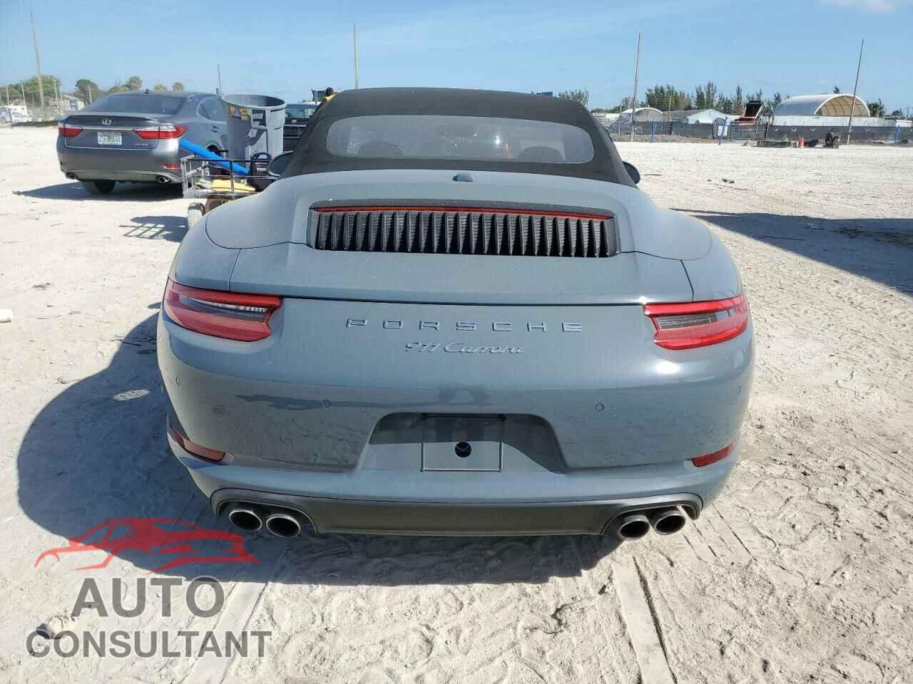 PORSCHE 911 2018 - WP0CA2A92JS138440