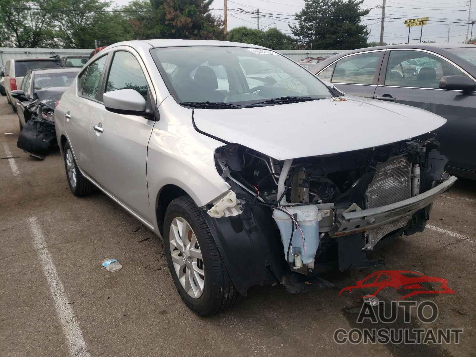NISSAN VERSA 2018 - 3N1CN7AP9JL875278
