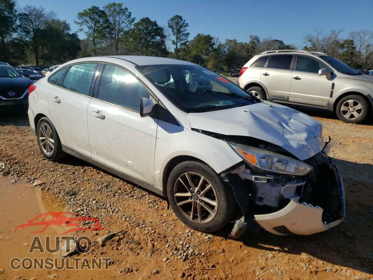 FORD FOCUS 2018 - 1FADP3F23JL220312